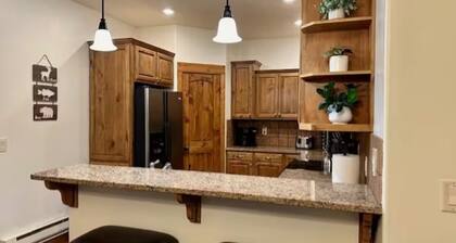 Escape to Teton Valley! Beautiful new 3-bedroom condo in charming Driggs, Idaho