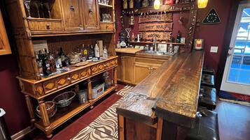 Bar (en la propiedad)
