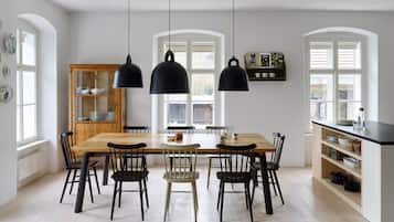 Vila | Tempat makan