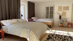 Villa - Villa in Javorek Near Zlamanec Park (Javorek)