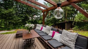 Villa | Speisen im Freien