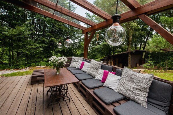 Villa | Outdoor dining - Villa in Ore Mountains Near Ski Areal Kliny (Klíny)