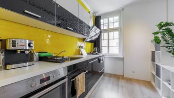 Fridge, microwave, coffee/tea maker, electric kettle