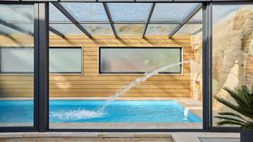 Villa | Pool | Indoor pool, outdoor pool