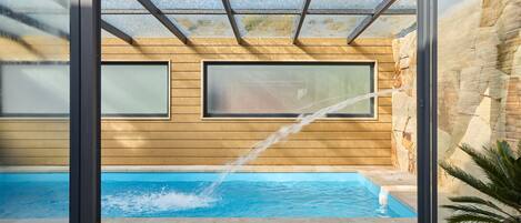 别墅 | 泳池 | 室内游泳池,室外游泳池