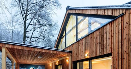 Villa in Celadna With Outdoor Cinema & Whirlpool