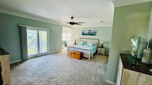 2 soverom, strykejern/-brett, wi-fi (inkludert) og sengetøy