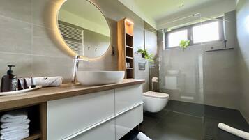 Apartment | Badezimmer