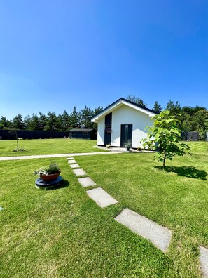 Apartment | Garden