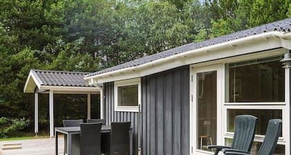 Holiday Home With Spacious Garden