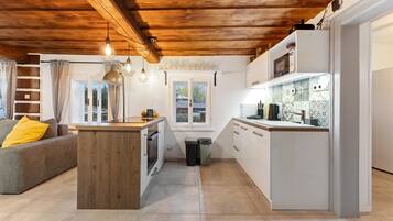 Biệt thự | Bếp riêng