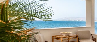 Villa Plemmiria by the Sea by Wonderful Italy