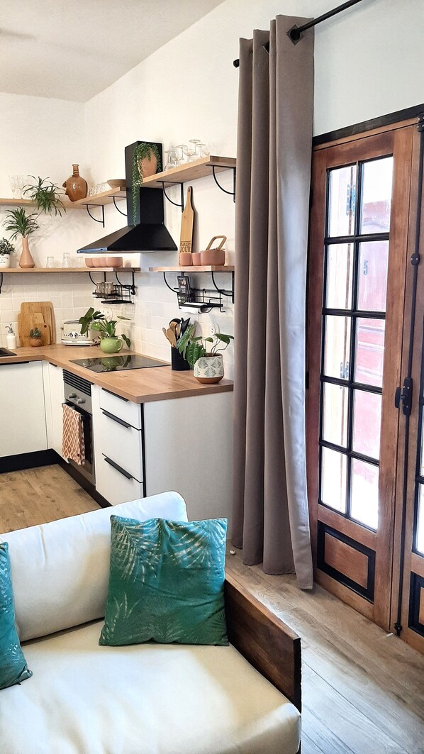 Interior - Appartement Mignon 2min walk from the ocean (Saint-Paul)