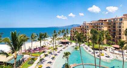 Luxury Suite at Villa del Palmar