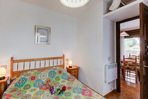 Apartment | 1 bedroom, iron/ironing board - Apartment in Rosas Near Playa de Roses (Roses)