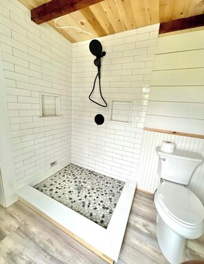 Towels, soap, toilet paper - Cape Cod Farmhouse- Pet Friendly, Fully Fenced in Backyard (Bourne)