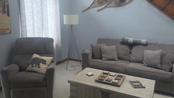 DVD-Player, BĂŒcher, Videothek