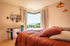 6 chambres, fer et planche Ă repasser, Wi-Fi, draps fournis