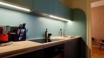 Oven, stovetop, dishwasher