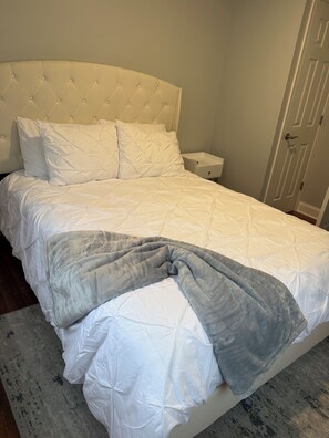 3 chambres, fer et planche à repasser, lit parapluie, Wi-Fi