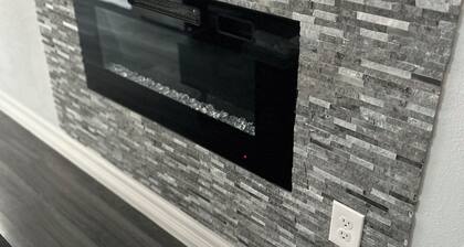 Luxury 1-bedroom Container Condo in brilliant Brazoria with AC, WiFi