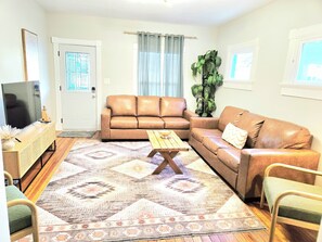 Smart TV, video games