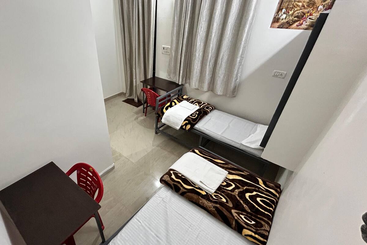 Habitación clásica con 1 cama doble o 2 individuales
