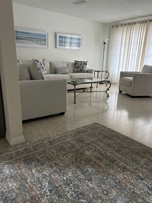 TV connectée, cheminée