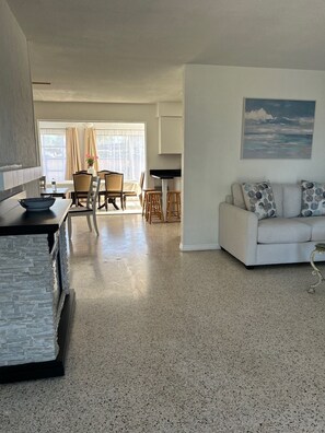 TV connectée, cheminée