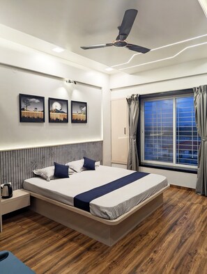 3 bedrooms, iron/ironing board, WiFi