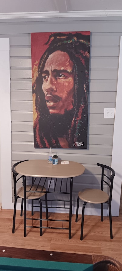 Charming 2-bedroom studio with gameroom, WiFi in soothing Gulfport