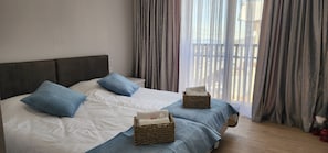 4 chambres, bureau, fer et planche à repasser, Wi-Fi gratuit