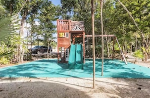 Children’s area - First three guest will have a 20% discount (Puerto Morelos)
