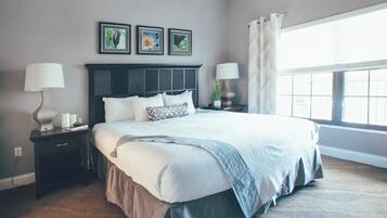 2 室のベッドルーム、アイロン / アイロン台、WiFi (無料)、ベッドシーツ