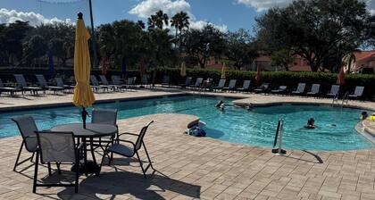 golf paradise at botanika fairways, minutes to the beach , clean modern setting