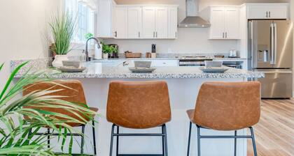 Countryside Oasis Charming 1BR Farmhouse Getaway