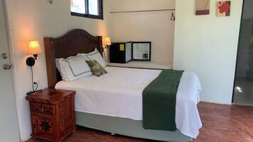 1 Schlafzimmer, Reisekinderbett, kostenloses WLAN, Bettwäsche