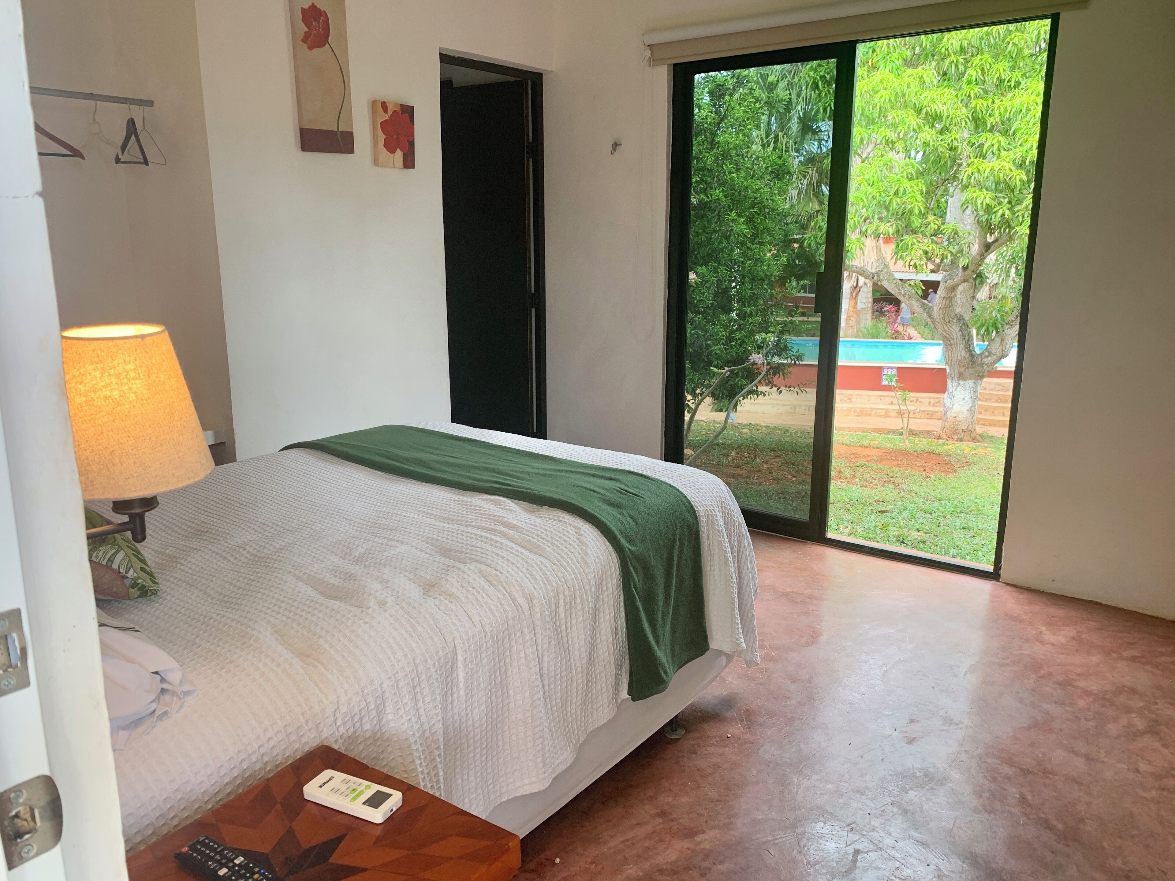 1 bedroom, travel cot, free WiFi, bed sheets