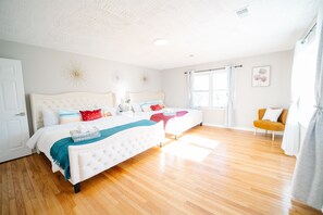 5 Schlafzimmer, Schreibtisch, Bügeleisen/Bügelbrett, kostenloses WLAN