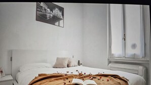 Uklassifisert bilde, 3 av 8, knapp