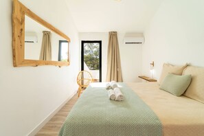 1 chambre, fer et planche à repasser, accès Internet, draps fournis