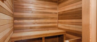 Luxurious Downtown Digs