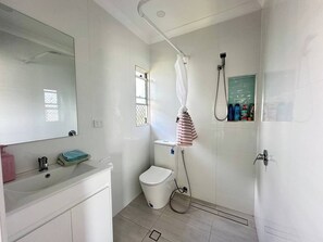 Hair dryer, towels