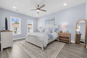 4 室のベッドルーム、アイロン / アイロン台、WiFi、ベッドシーツ