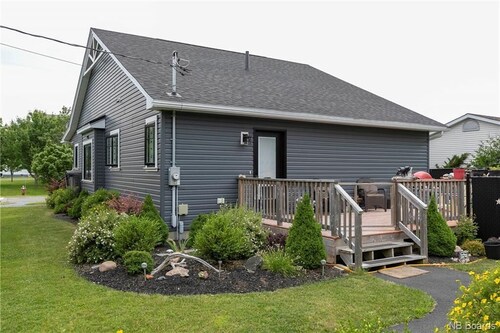 Captain Dan's Cozy on Queen