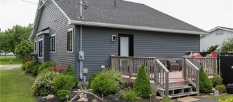 Captain Dan's Cozy on Queen