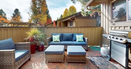 Quelah 107, Best View In Sunriver!