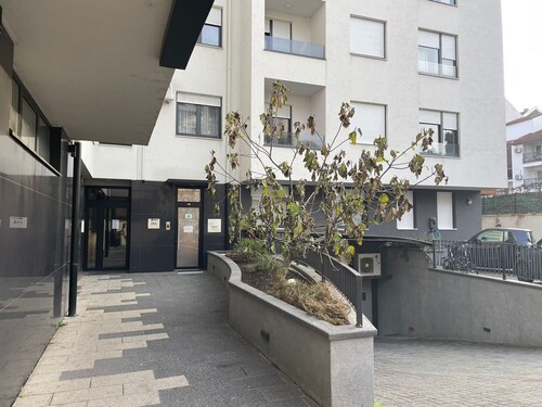 Centrally and quietly located apartment. 7 minutes walk to the old town