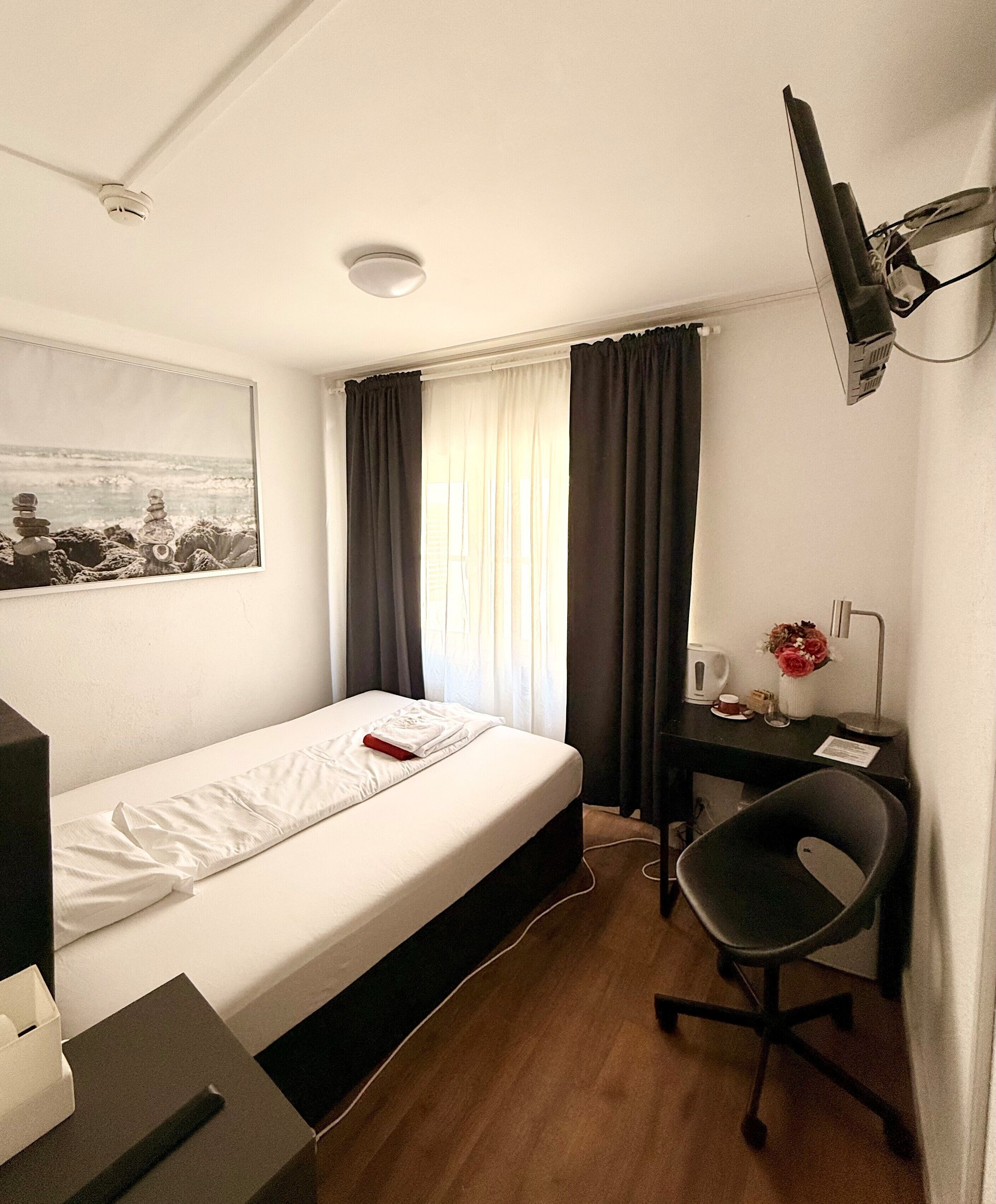 Kamar Single | Setrika/meja setrika dan Wi-Fi gratis