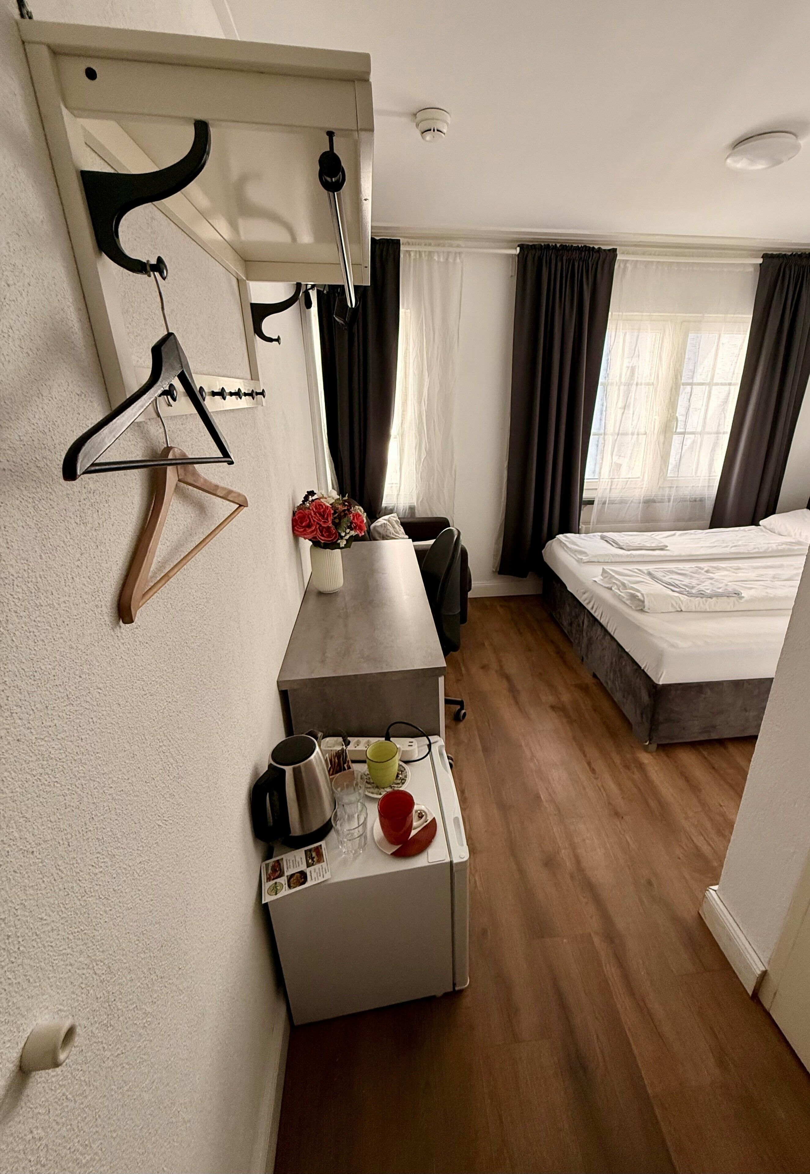 Bügeleisen/Bügelbrett, kostenloses WLAN